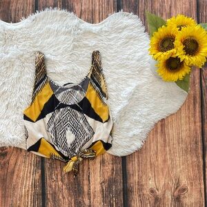 Alice + Olivia Yellow and Black Patterned Crop Top